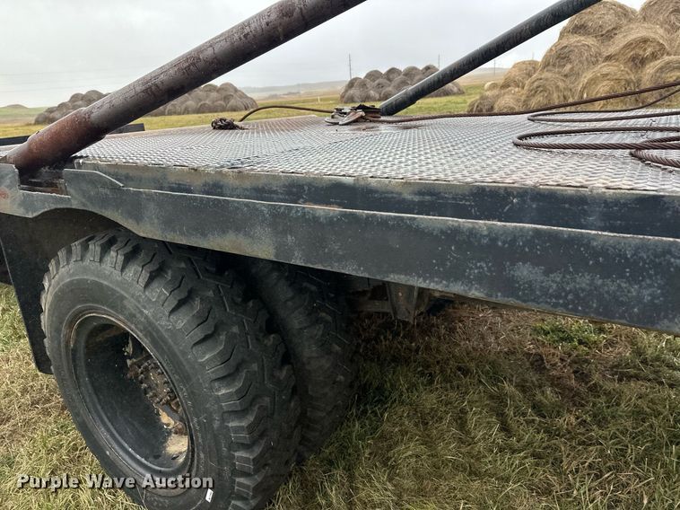 image for item ZA0747 1976 GMC 6500 winch truck