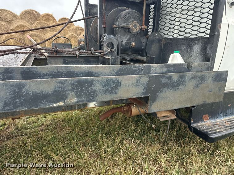 image for item ZA0747 1976 GMC 6500 winch truck