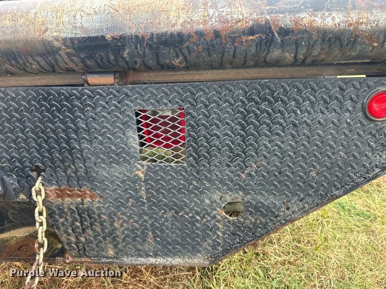 image for item ZA0747 1976 GMC 6500 winch truck