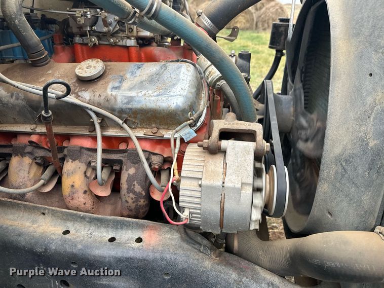 image for item ZA0747 1976 GMC 6500 winch truck