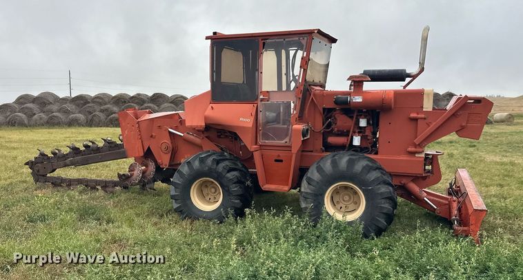 image for item ZA0748 Ditch Witch R100 trencher