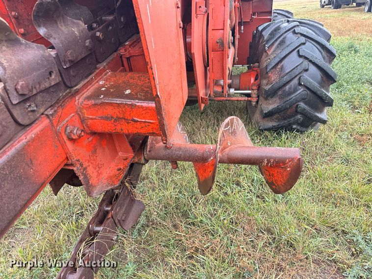 image for item ZA0748 Ditch Witch R100 trencher