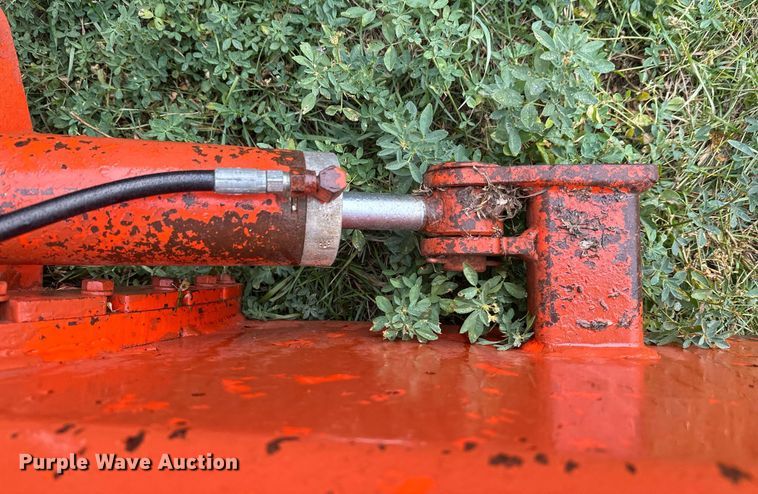 image for item ZA0748 Ditch Witch R100 trencher