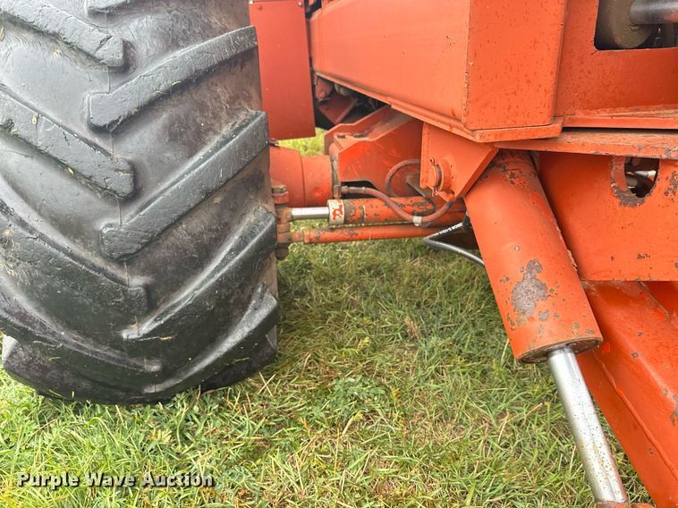 image for item ZA0748 Ditch Witch R100 trencher