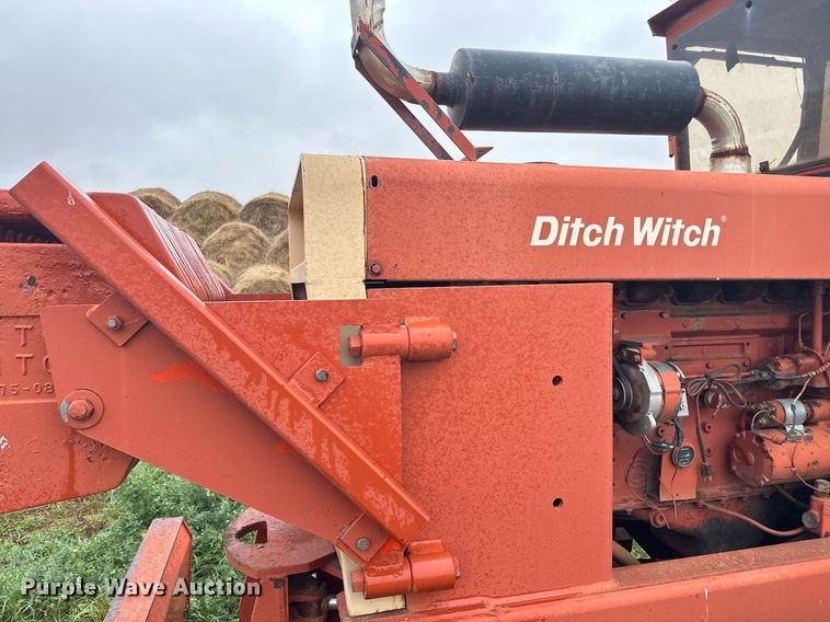 image for item ZA0748 Ditch Witch R100 trencher