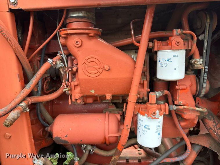 image for item ZA0748 Ditch Witch R100 trencher