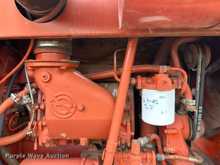 image for item ZA0748 Ditch Witch R100 trencher