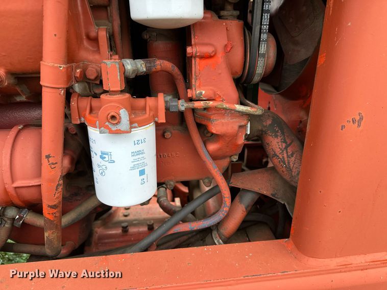 image for item ZA0748 Ditch Witch R100 trencher