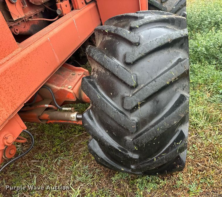 image for item ZA0748 Ditch Witch R100 trencher