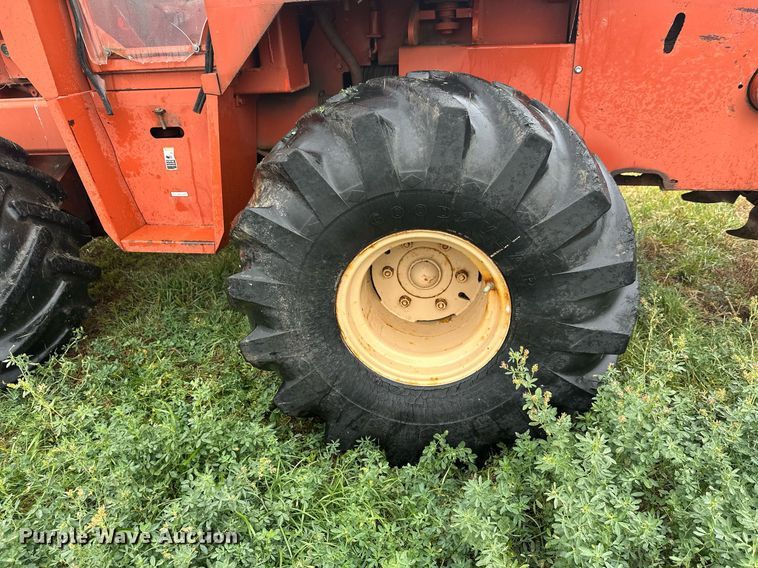 image for item ZA0748 Ditch Witch R100 trencher