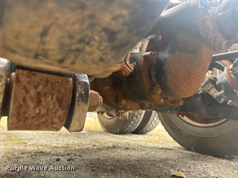 image for item DJ7879 2007 Kenworth T600 semi truck