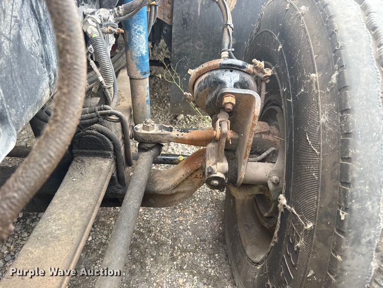 image for item DJ7879 2007 Kenworth T600 semi truck