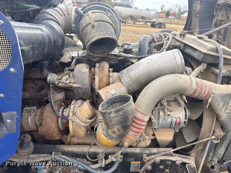 image for item DJ7879 2007 Kenworth T600 semi truck