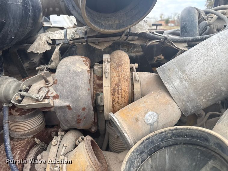 image for item DJ7879 2007 Kenworth T600 semi truck