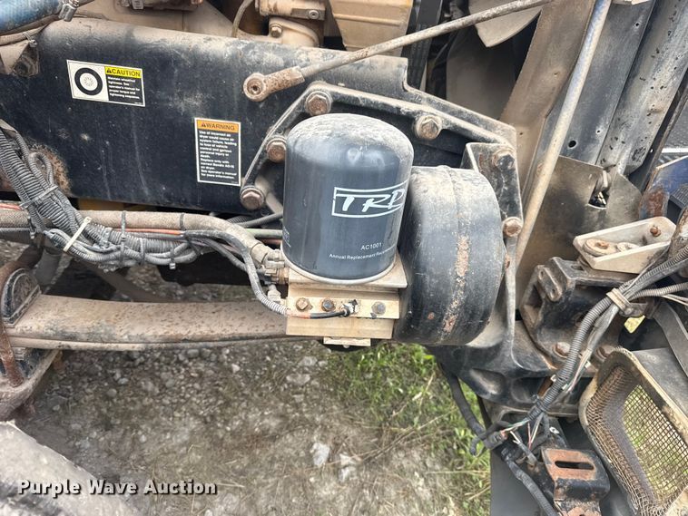 image for item DJ7879 2007 Kenworth T600 semi truck