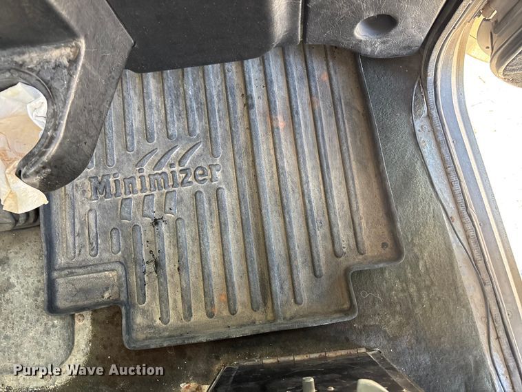 image for item DK0176 2003 Peterbilt 379 semi truck