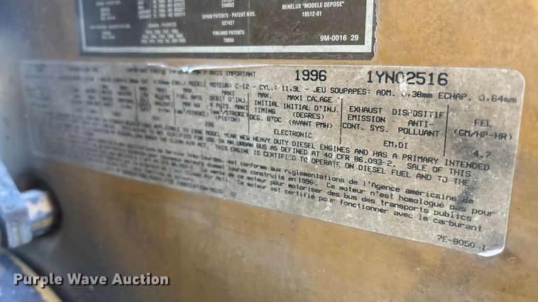 image for item DK0176 2003 Peterbilt 379 semi truck