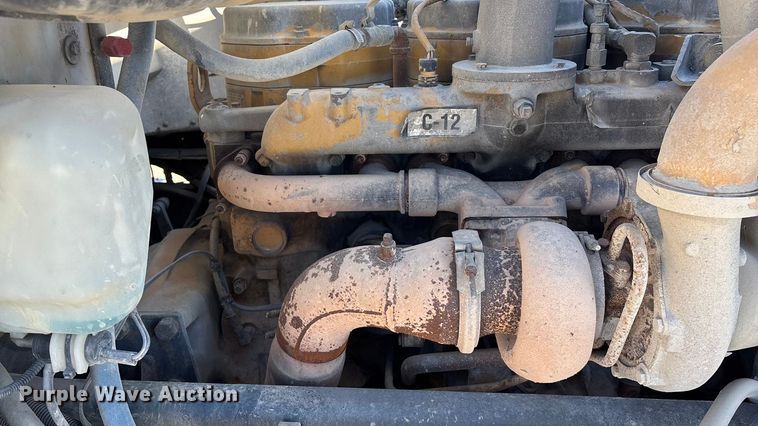 image for item DK0176 2003 Peterbilt 379 semi truck