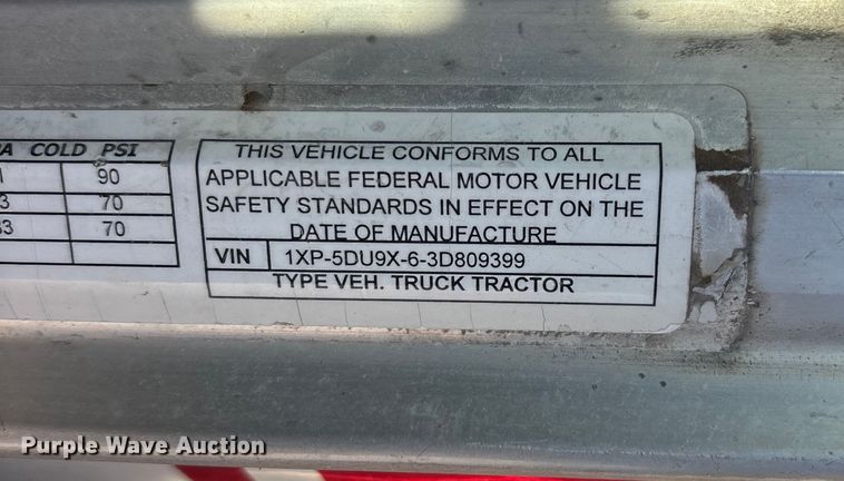image for item DK0176 2003 Peterbilt 379 semi truck