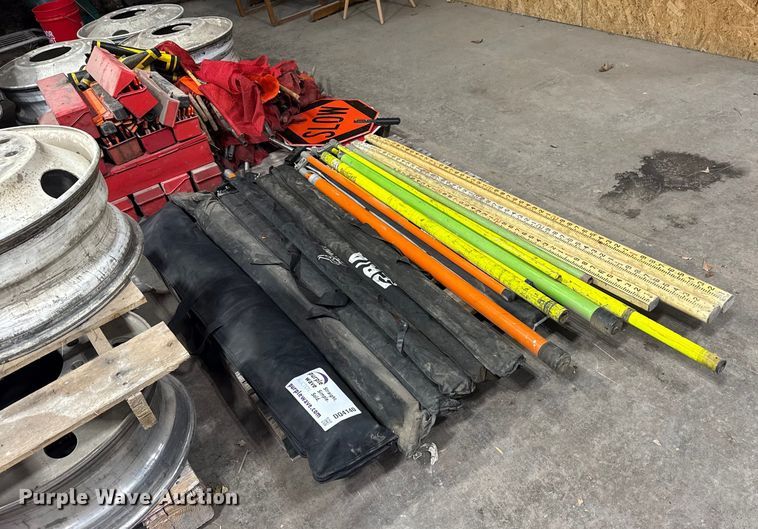 image for item DQ4140 Truck equipment