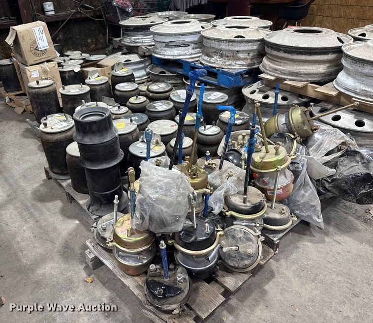 image for item DQ4141 Truck parts