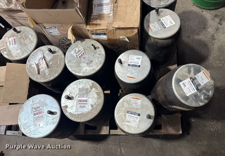 image for item DQ4141 Truck parts