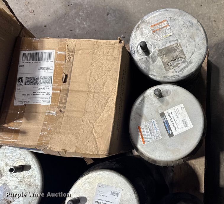 image for item DQ4141 Truck parts