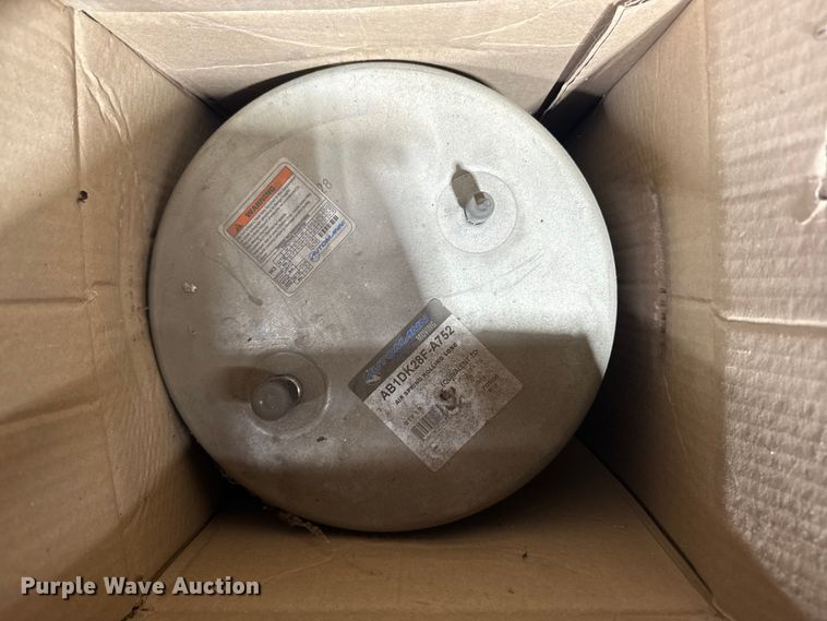 image for item DQ4141 Truck parts