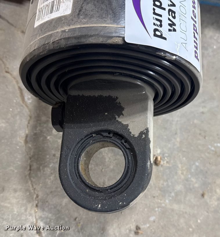 image for item DQ4142 HYVA EF A1951-5-05980 Dump bed hoist