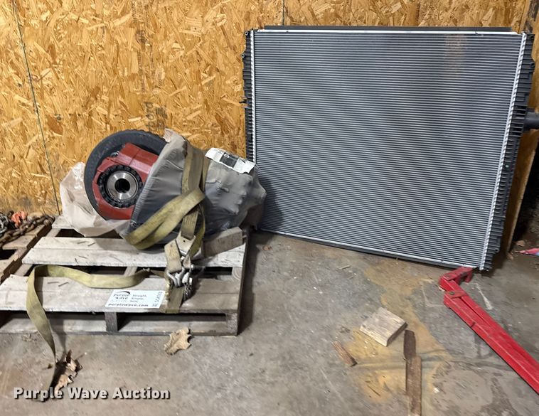 image for item DQ4143 Truck parts