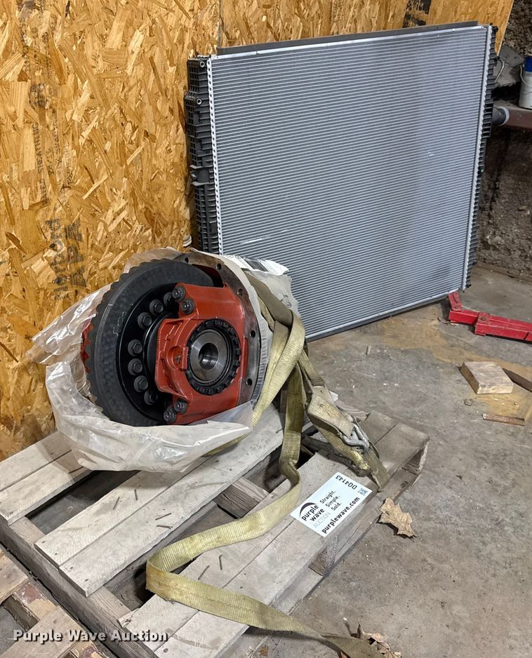 image for item DQ4143 Truck parts