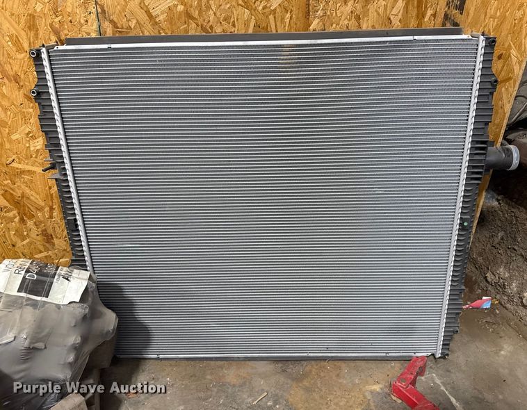 image for item DQ4143 Truck parts