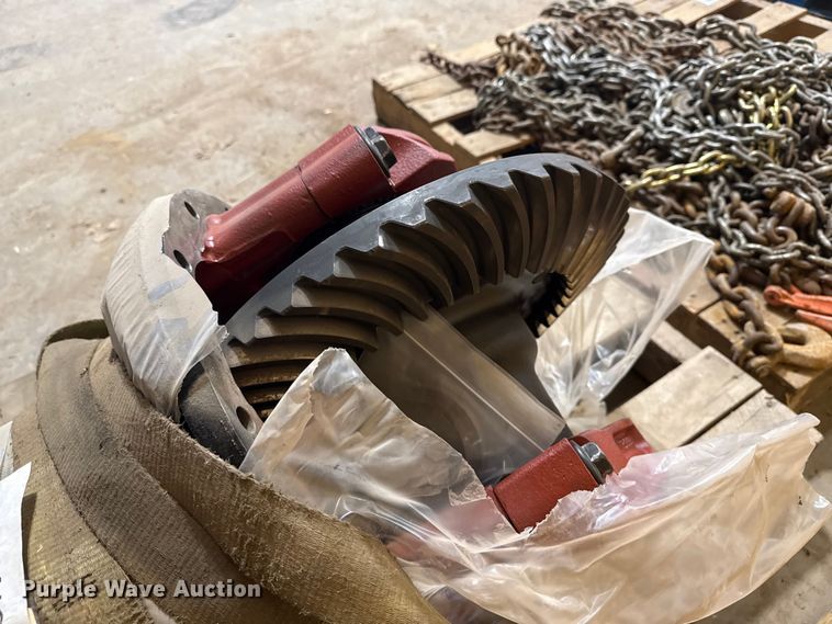 image for item DQ4143 Truck parts