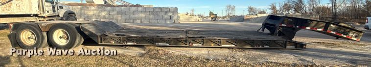 image for item DQ4178 2004 Witzco Challenger RG-35 drop deck equipment trailer