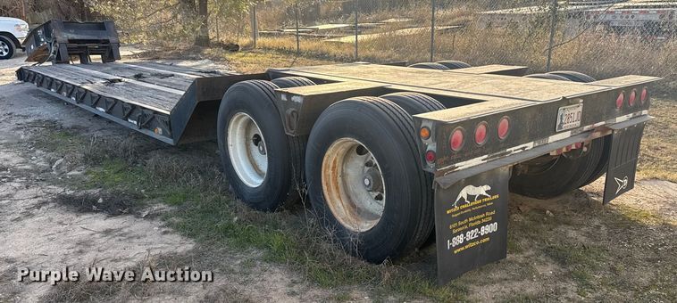 image for item DQ4178 2004 Witzco Challenger RG-35 drop deck equipment trailer