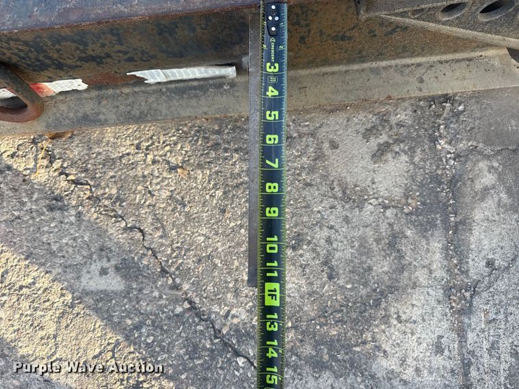 image for item DQ4178 2004 Witzco Challenger RG-35 drop deck equipment trailer