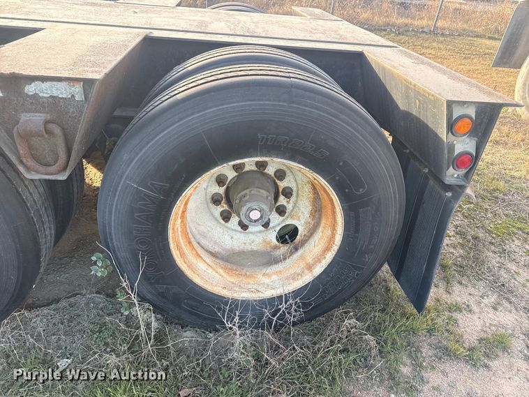 image for item DQ4178 2004 Witzco Challenger RG-35 drop deck equipment trailer