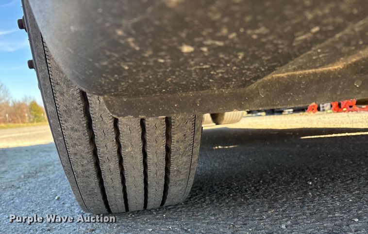 image for item DT0007 2016 Freightliner Cascadia semi truck