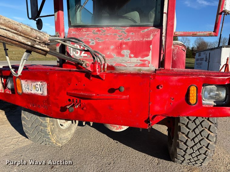 image for item DT0008 2004 Phoenix PM201 ready mix truck