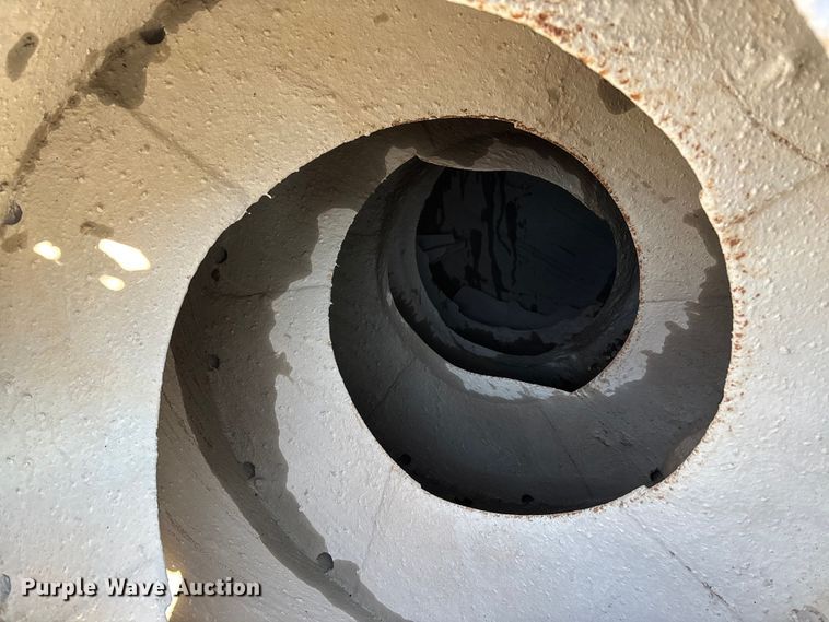 image for item DT0008 2004 Phoenix PM201 ready mix truck