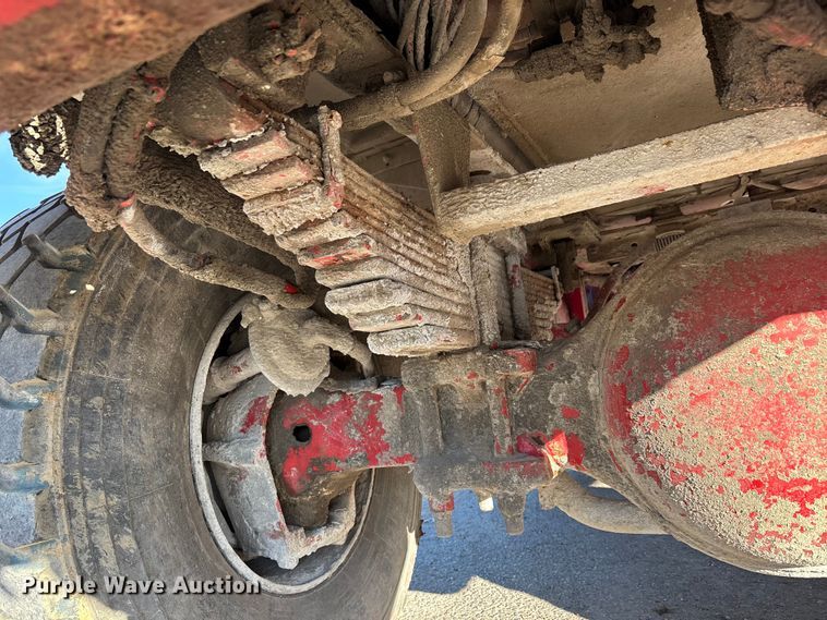 image for item DT0008 2004 Phoenix PM201 ready mix truck