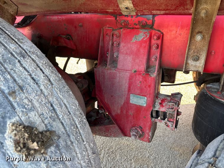 image for item DT0008 2004 Phoenix PM201 ready mix truck