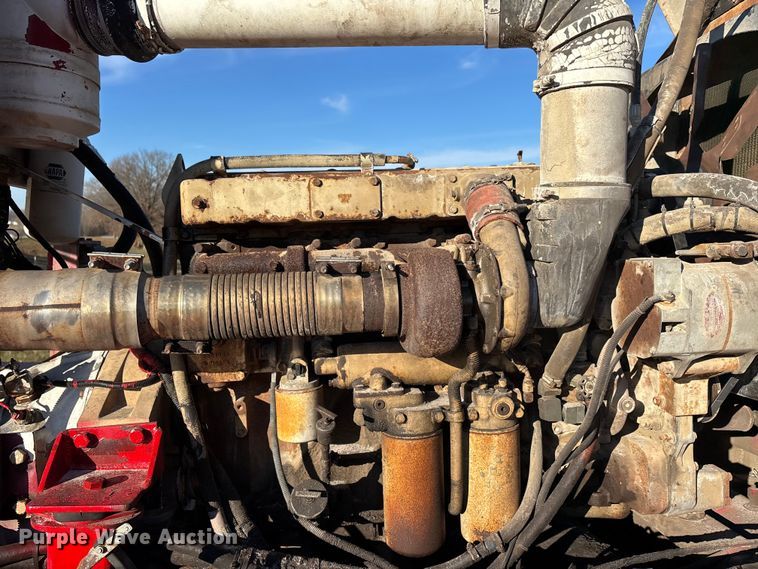 image for item DT0008 2004 Phoenix PM201 ready mix truck