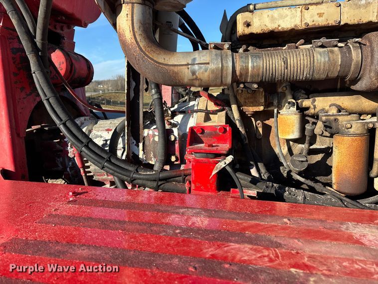 image for item DT0008 2004 Phoenix PM201 ready mix truck