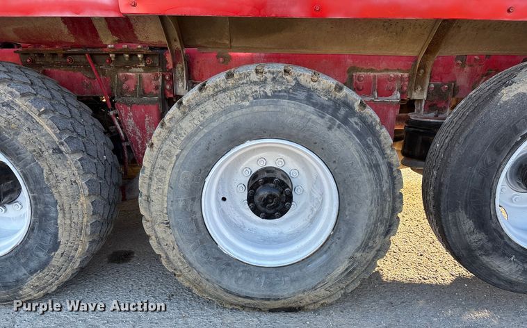 image for item DT0008 2004 Phoenix PM201 ready mix truck