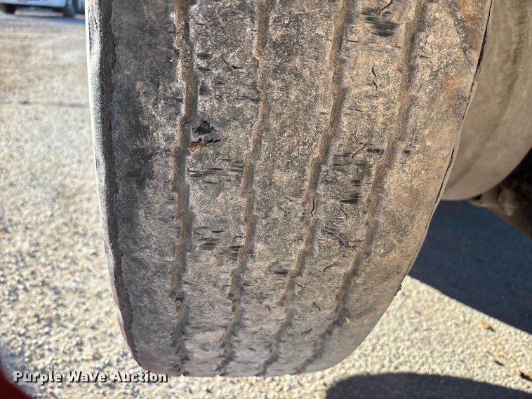 image for item DT0008 2004 Phoenix PM201 ready mix truck