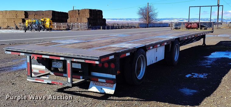 image for item DT0781 2009 Doonan 532DBE1ECDKH drop deck trailer