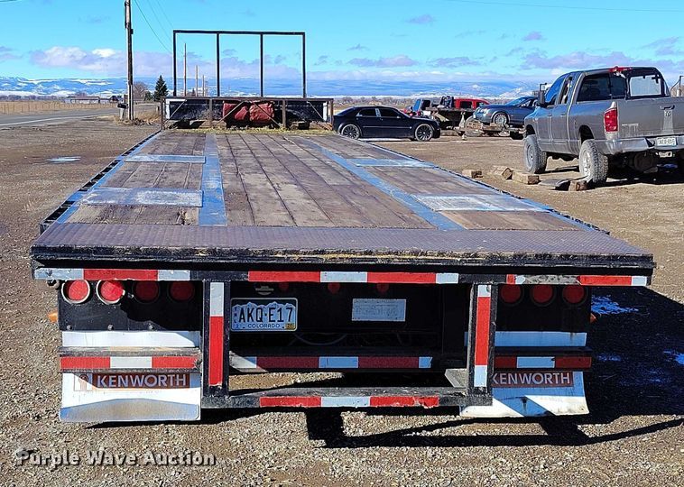 image for item DT0781 2009 Doonan 532DBE1ECDKH drop deck trailer