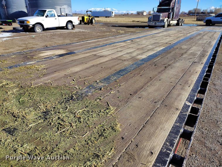 image for item DT0781 2009 Doonan 532DBE1ECDKH drop deck trailer