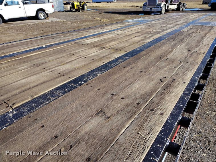 image for item DT0781 2009 Doonan 532DBE1ECDKH drop deck trailer